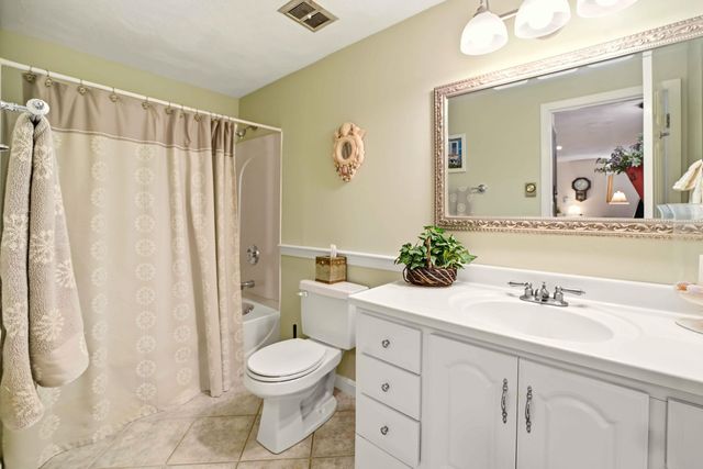 27 Highview Drive UNIT 27, Sandwich, MA 02563