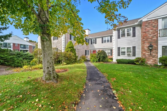 27 Highview Drive UNIT 27, Sandwich, MA 02563