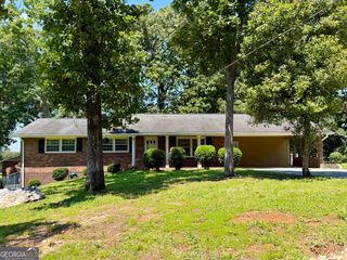 4140 Etowah Drive SE, Acworth, GA 30102