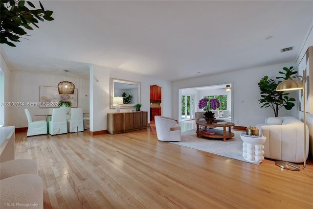 1215 Cordova St, Coral Gables, FL 33134