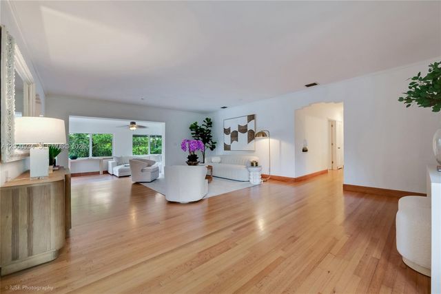 1215 Cordova St, Coral Gables, FL 33134