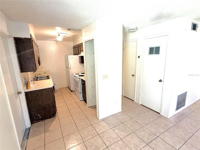 3102 SPLIT WILLOW DR, Orlando, FL 32808