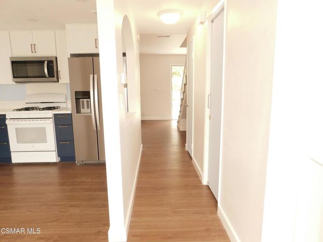287 Green Heath Place, Thousand Oaks, CA 91361