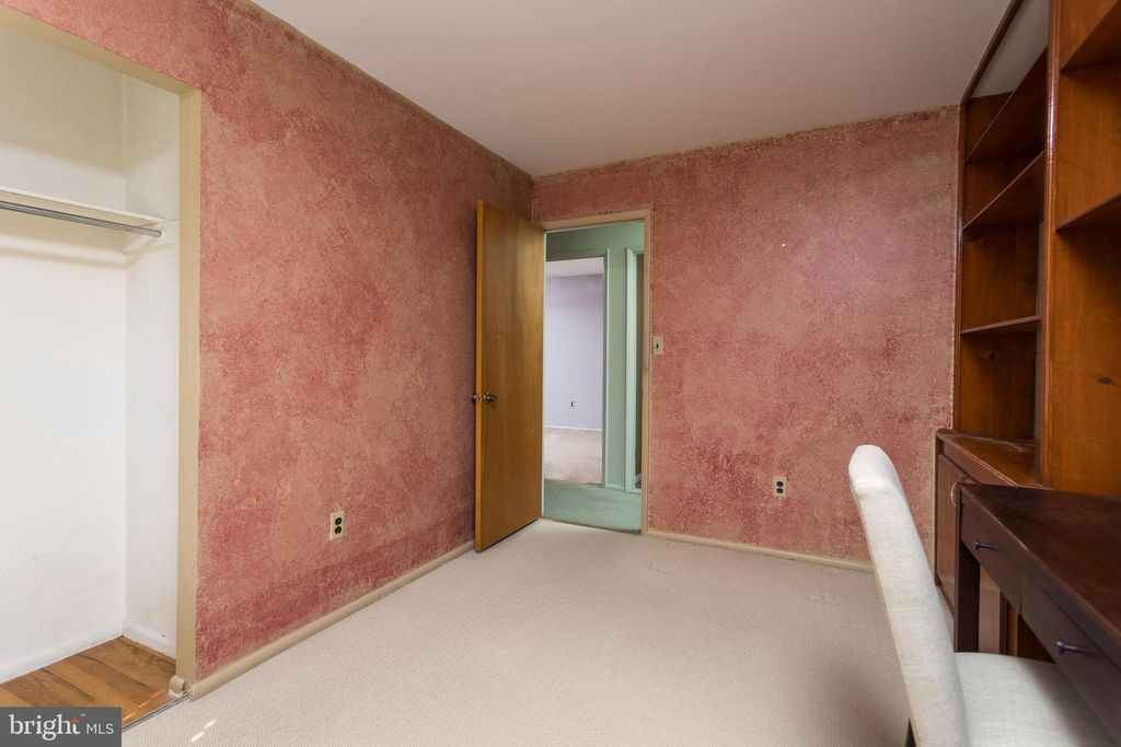 Image 13 of property listing at 709 BAYBERRY RD, Edgewood, MD 21040