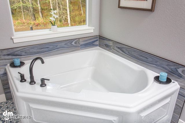 7640 E Alyeska Drive, Wasilla, AK 99654