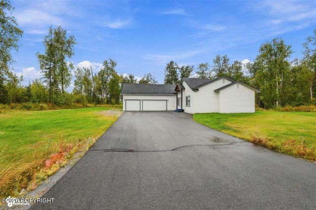 7640 E Alyeska Drive, Wasilla, AK 99654