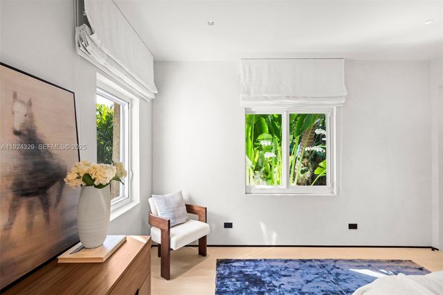 244 W San Marino Dr, Miami Beach, FL 33139