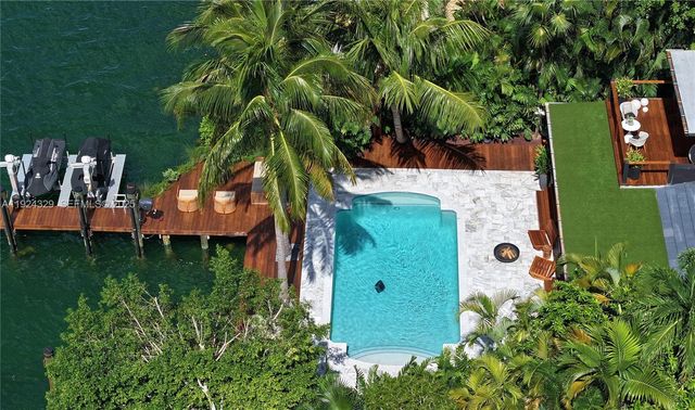 244 W San Marino Dr, Miami Beach, FL 33139