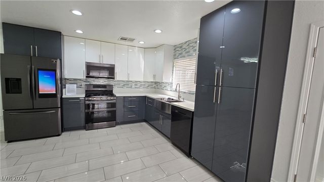 5256 Paradise Valley Avenue, Las Vegas, NV 89156