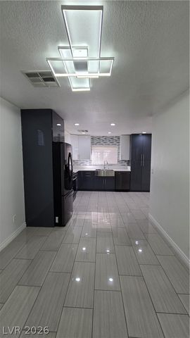 5256 Paradise Valley Avenue, Las Vegas, NV 89156