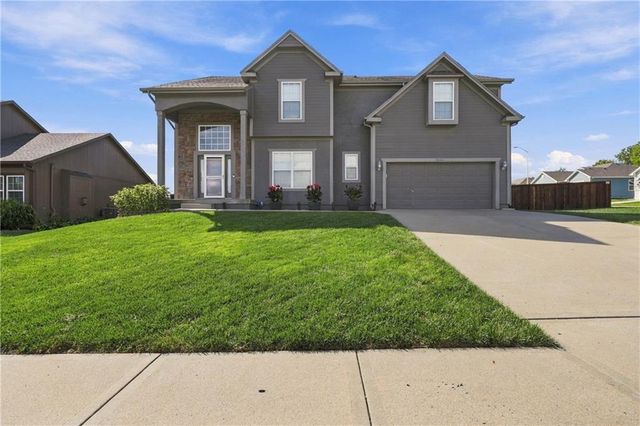 9644 Adrian Avenue, Kansas City, MO 64154