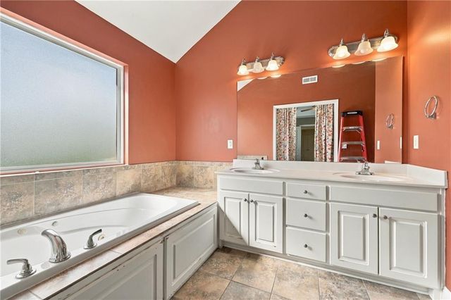 9644 Adrian Avenue, Kansas City, MO 64154