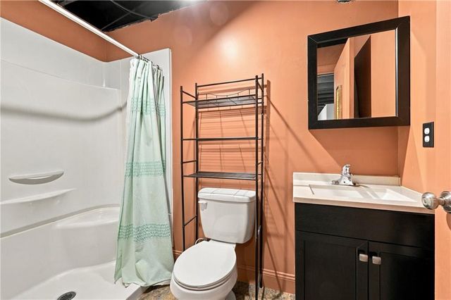 9644 Adrian Avenue, Kansas City, MO 64154