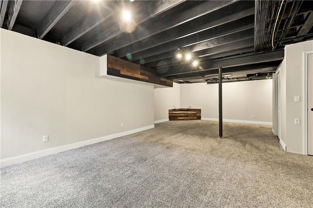 9644 Adrian Avenue, Kansas City, MO 64154