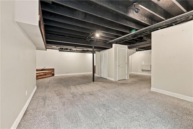9644 Adrian Avenue, Kansas City, MO 64154