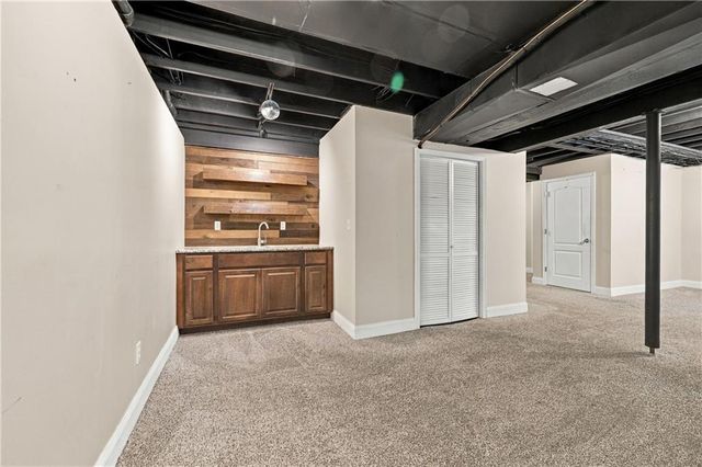 9644 Adrian Avenue, Kansas City, MO 64154