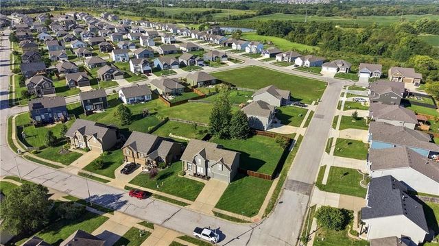 9644 Adrian Avenue, Kansas City, MO 64154