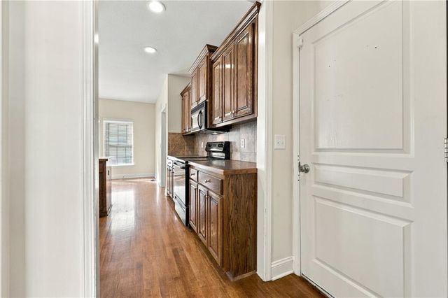 9644 Adrian Avenue, Kansas City, MO 64154