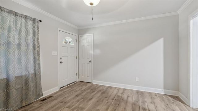 1608 Sharon Road, Winston-salem, NC 27103