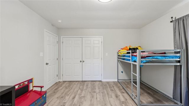 1608 Sharon Road, Winston-salem, NC 27103