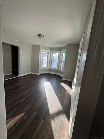 422 Lafayette Street 1R, Bridgeport, CT 06604