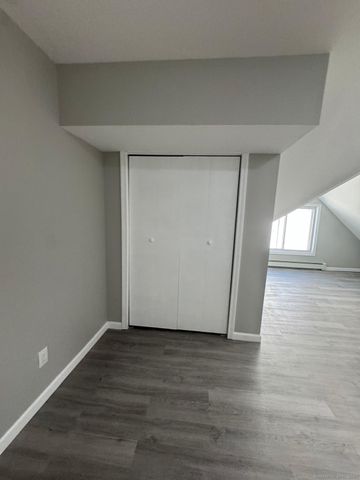 422 Lafayette Street 1R, Bridgeport, CT 06604