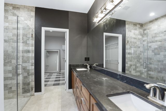 9527 Butterfly Bend, San Antonio, TX 78224