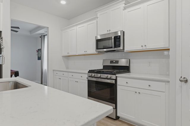 512 Yellow Leaf Lane, Summerville, SC 29486