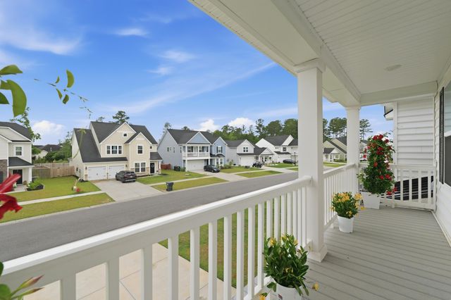 512 Yellow Leaf Lane, Summerville, SC 29486