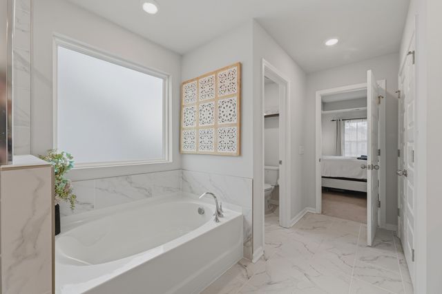 512 Yellow Leaf Lane, Summerville, SC 29486