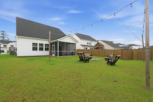 512 Yellow Leaf Lane, Summerville, SC 29486