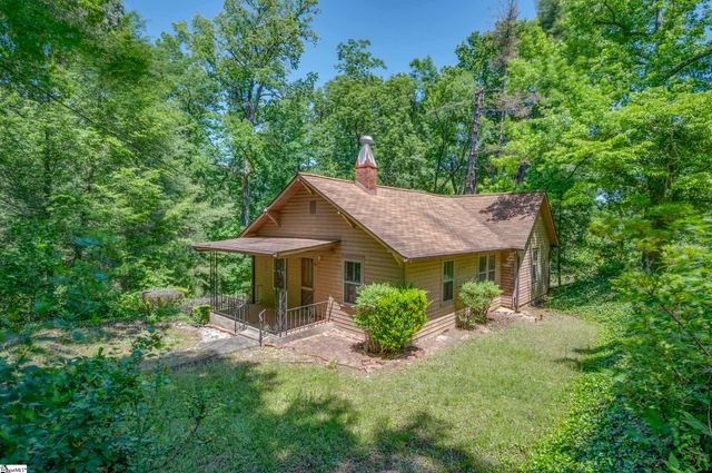 77 First Street, Tryon, NC 28782