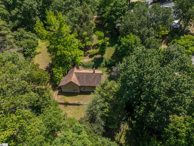 77 First Street, Tryon, NC 28782