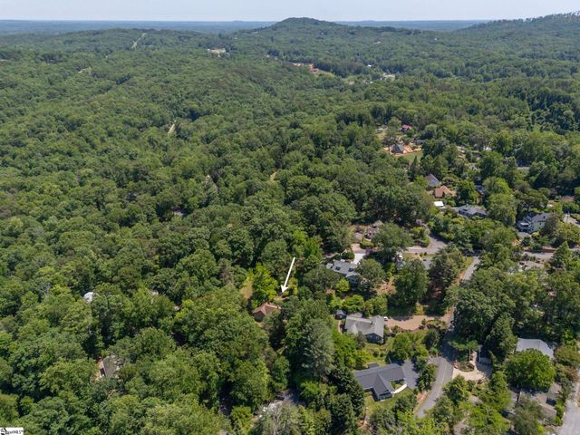 77 First Street, Tryon, NC 28782
