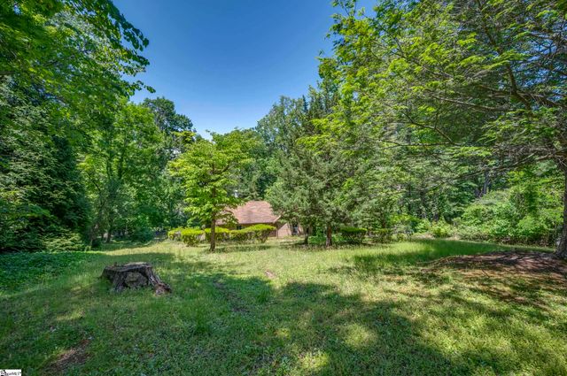 77 First Street, Tryon, NC 28782