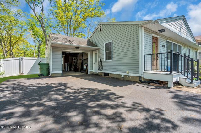 508 Monmouth Avenue, Pine Beach, NJ 08741