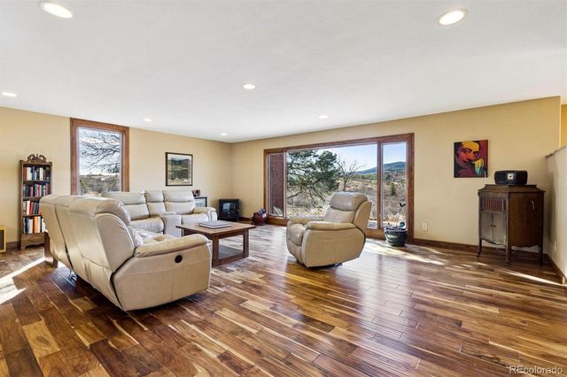 3056 Winnebago Drive, Sedalia, CO 80135