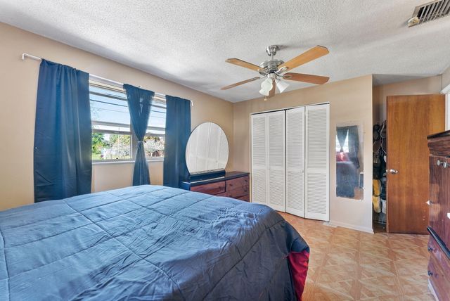 3177 SE Golden Gate Avenue, Stuart, FL 34997