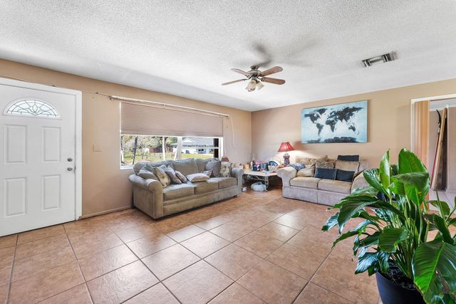 3177 SE Golden Gate Avenue, Stuart, FL 34997