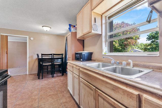 3177 SE Golden Gate Avenue, Stuart, FL 34997