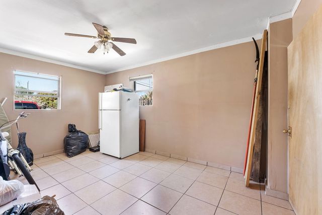 3177 SE Golden Gate Avenue, Stuart, FL 34997