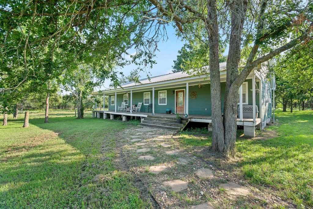 4771 County Road 473, Elgin, TX 76578
