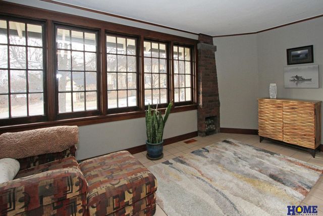 3028 Puritan Avenue, Lincoln, NE 68502