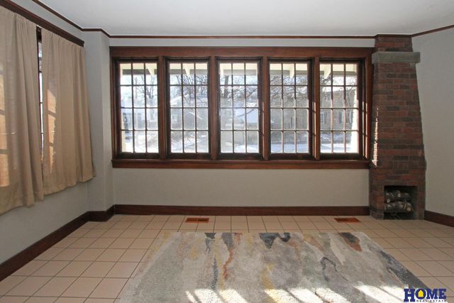 3028 Puritan Avenue, Lincoln, NE 68502