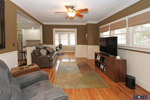 3028 Puritan Avenue, Lincoln, NE 68502