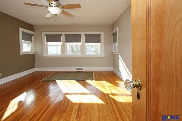 3028 Puritan Avenue, Lincoln, NE 68502