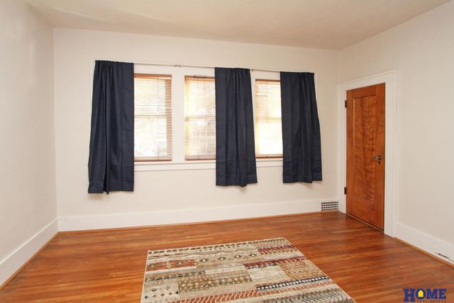 3028 Puritan Avenue, Lincoln, NE 68502