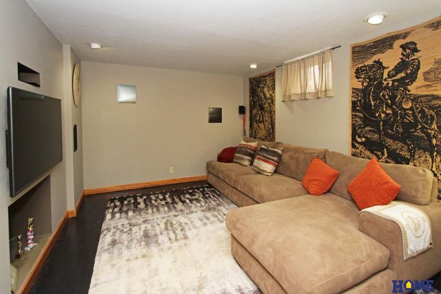 3028 Puritan Avenue, Lincoln, NE 68502