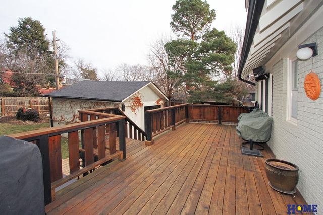 3028 Puritan Avenue, Lincoln, NE 68502