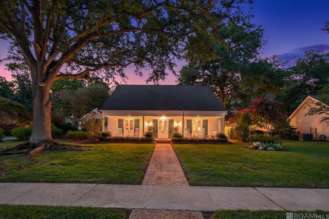 1040 Rossmore Ave, Baton Rouge, LA 70810